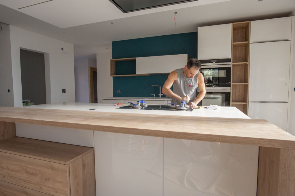 Nous installons APF Menuiserie